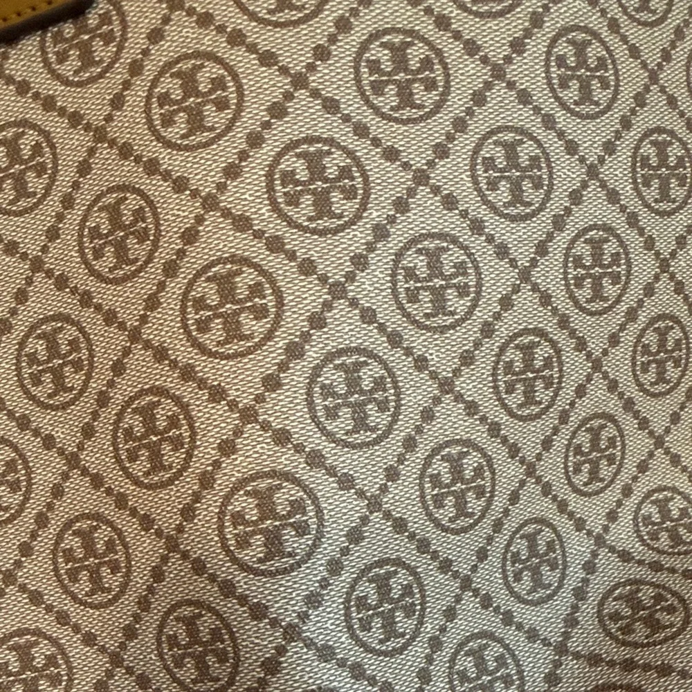 Tory Burch Brown Monogram Canvas Granola Tote Bag - Picture 5 of 16